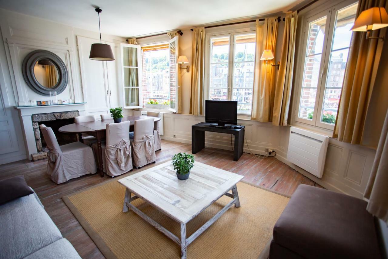 Appartement Vieux Bassin Honfleur Exteriör bild